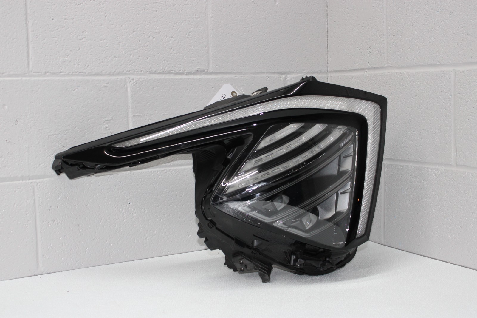 2023 2025 KIA SPORTAGE RIGHT HEADLIGHT FULL LED W/2 PROJECTOR LIGHT FULL LED