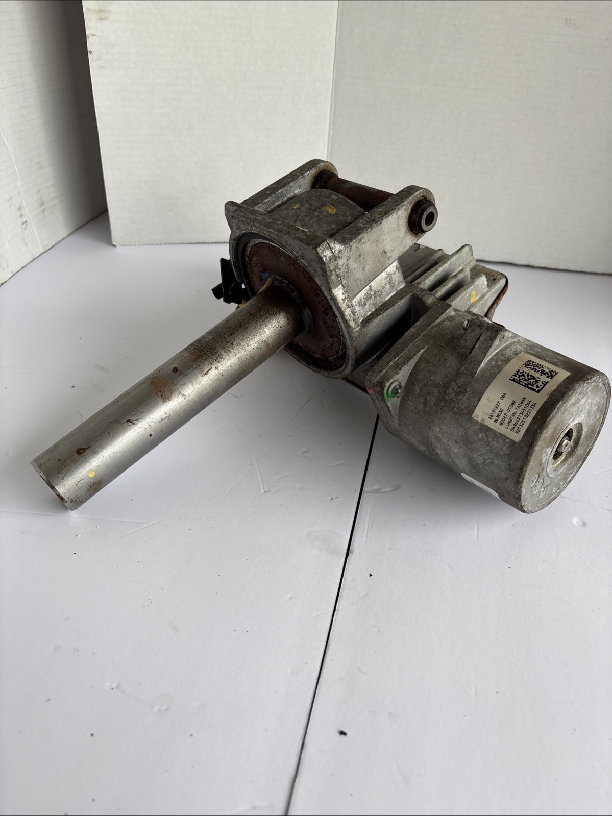 2011 Ford Escape Power Steering Assist Pump 2613122706A 2011 Ford Escape Power Steering Assist Pump 2613122706A