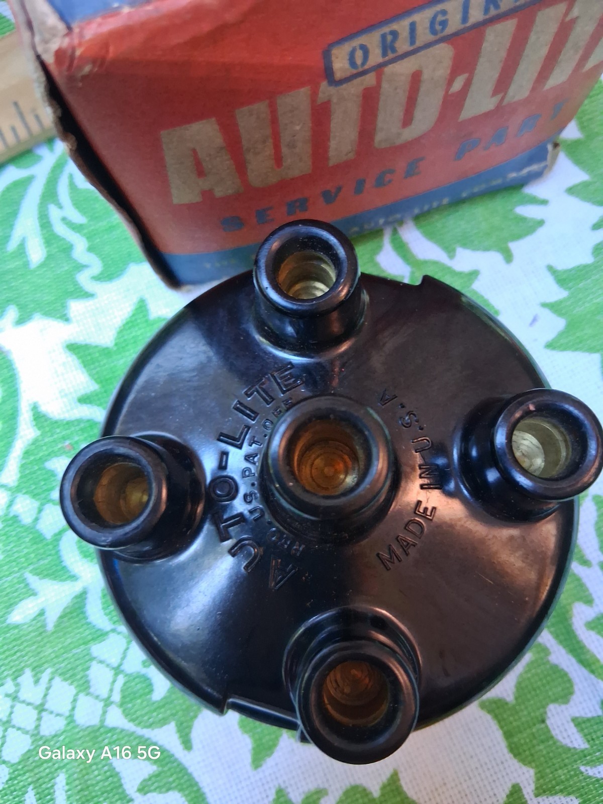 ​Vintage Auto-Lite Distributor Cap IG-324 IG-1324 NOS Case Willys Jeep Massey