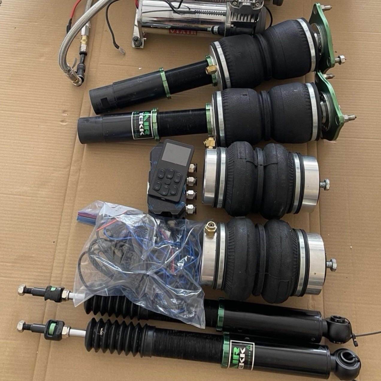 Airtekk Airstruts, Acura Airstruts front and rear Airtekk Airstruts, Acura Airstruts front and rear