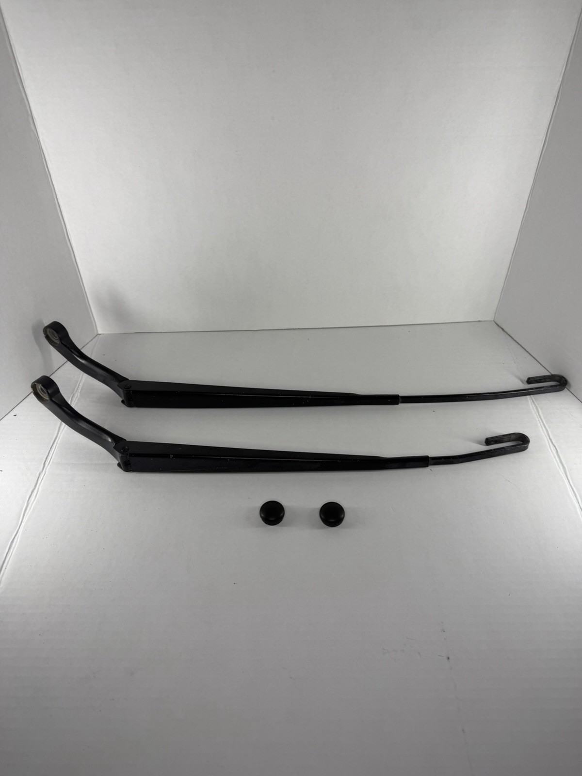 ✅⭐️ 2000-2006 Audi TT MK1 8N COUPE Pair Of Left & Right Windshield Wiper Arm ✅⭐️ 2000-2006 Audi TT MK1 8N COUPE Pair Of Left & Right Windshield Wiper Arm
