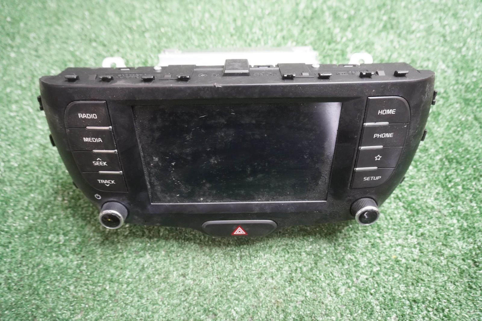 2020 2021 KIA SOUL RADIO RECEIVER AUDIO CONTROL PANEL BEZEL OEM 96160K0090WK