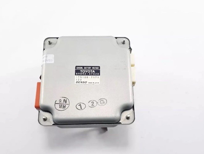 10-15 Toyota Prius Hybrid Battery Voltage Sensor Control Module Ecu READ 10-15 Toyota Prius Hybrid Battery Voltage Sensor Control Module Ecu READ