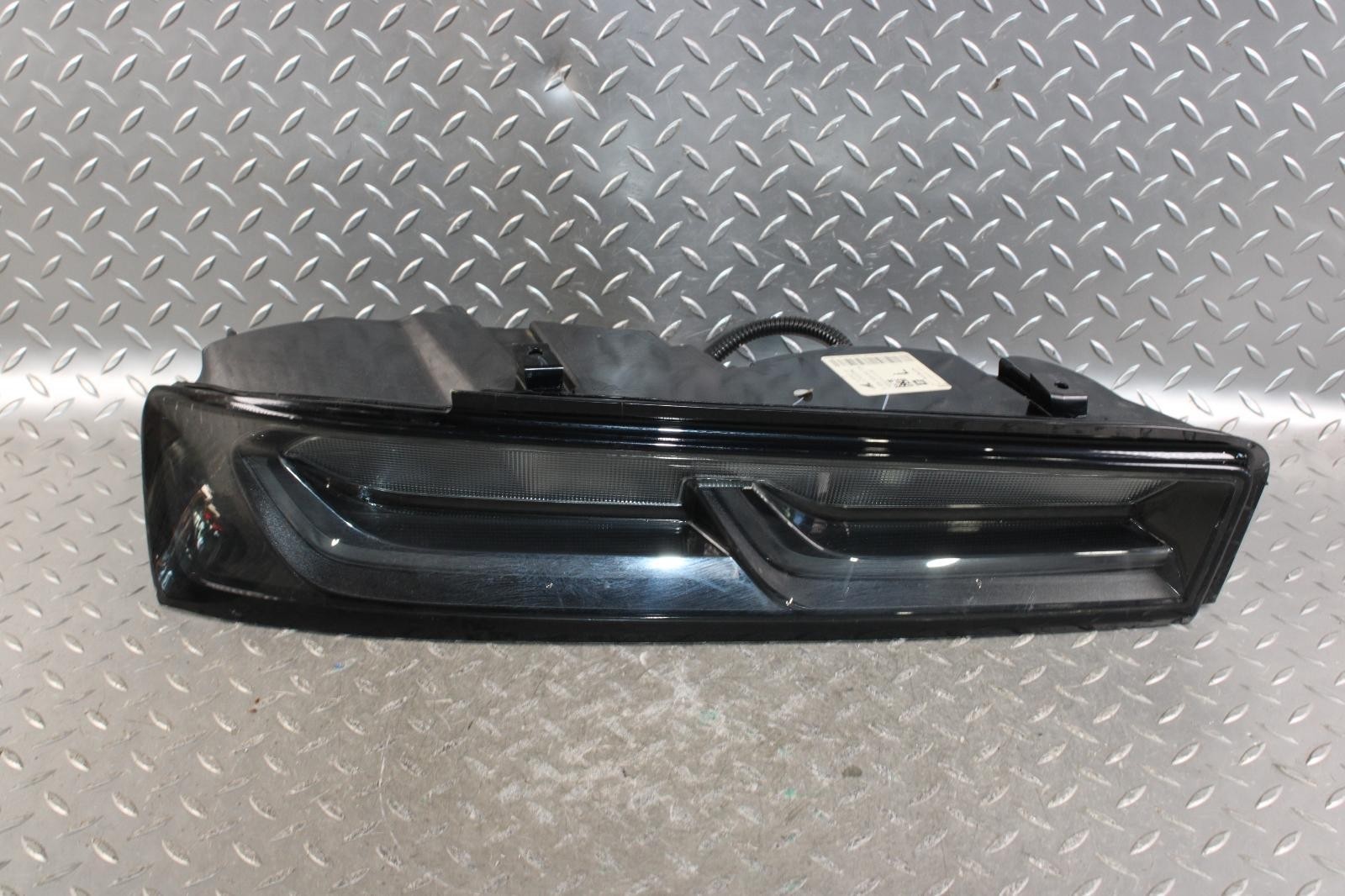 16-18 Camaro Left Driver LH Taillight Tail Light Lamp Quarter Panel Mounted OEM