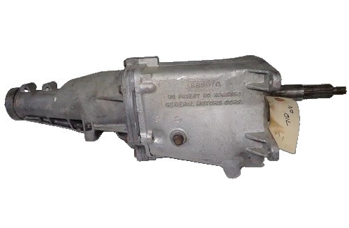 OEM GM Muncie M-20 4 Speed Transmission 3885010 66 67 Chevy Buick Pontiac P7C20