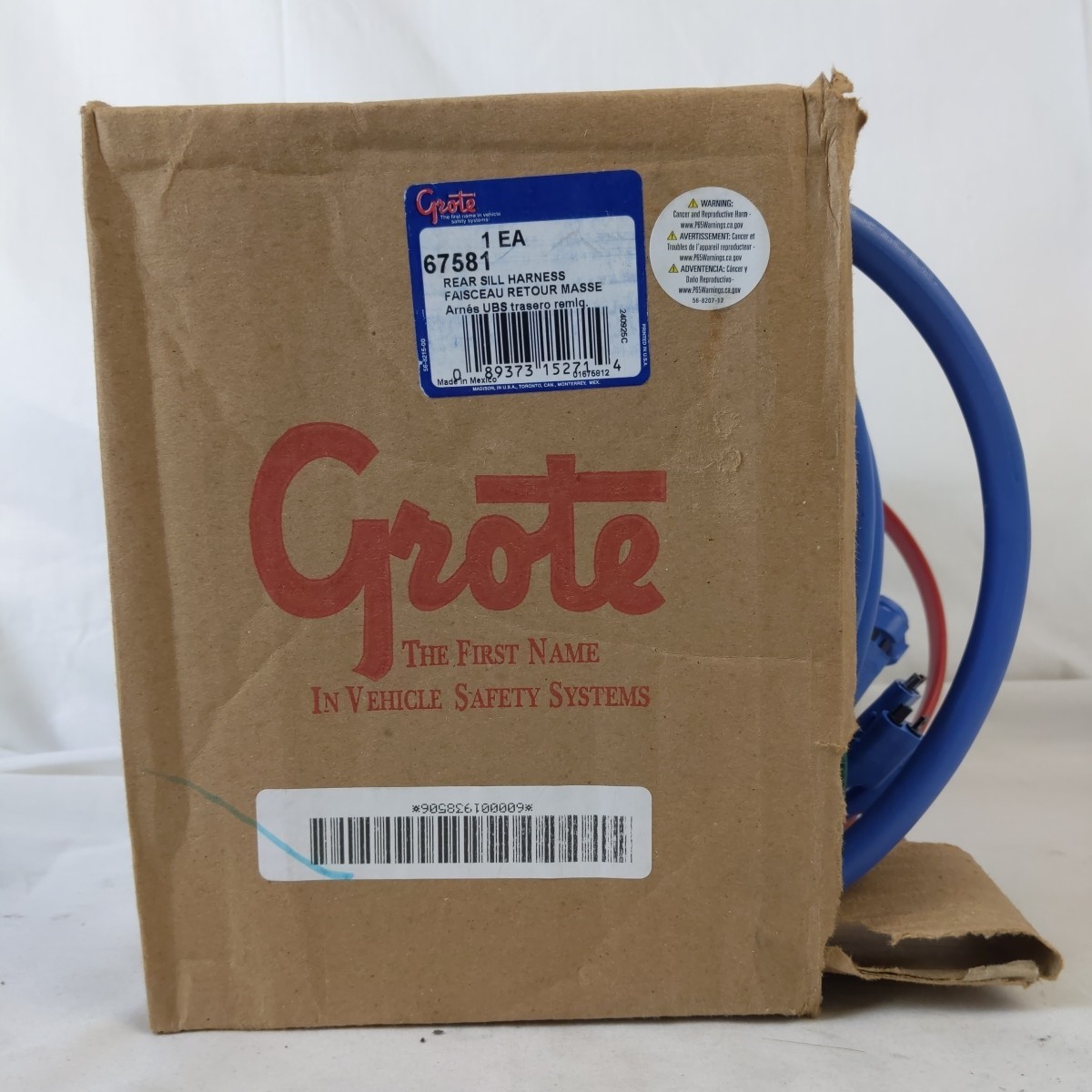 Grote 67581 Ubs Harness Rear Sill Option, Blue Drop, Male Pin, 56 Grote 67581 Ubs Harness Rear Sill Option, Blue Drop, Male Pin, 56