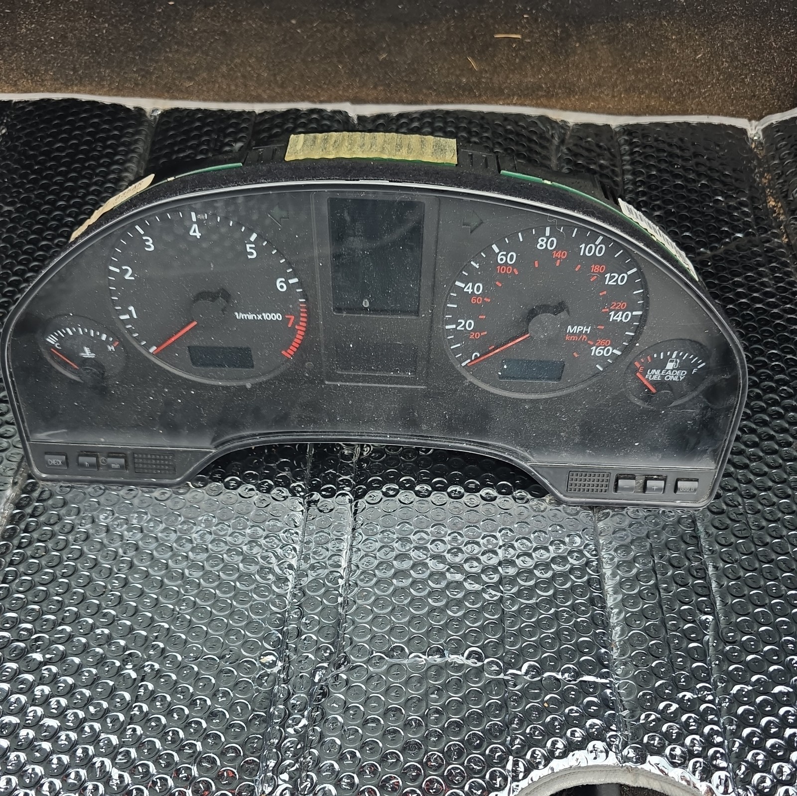AUDI A8L 2001 INSTRUMENT CLUSTER SPEEDOMETER OEM AUDI A8L 2001 INSTRUMENT CLUSTER SPEEDOMETER OEM