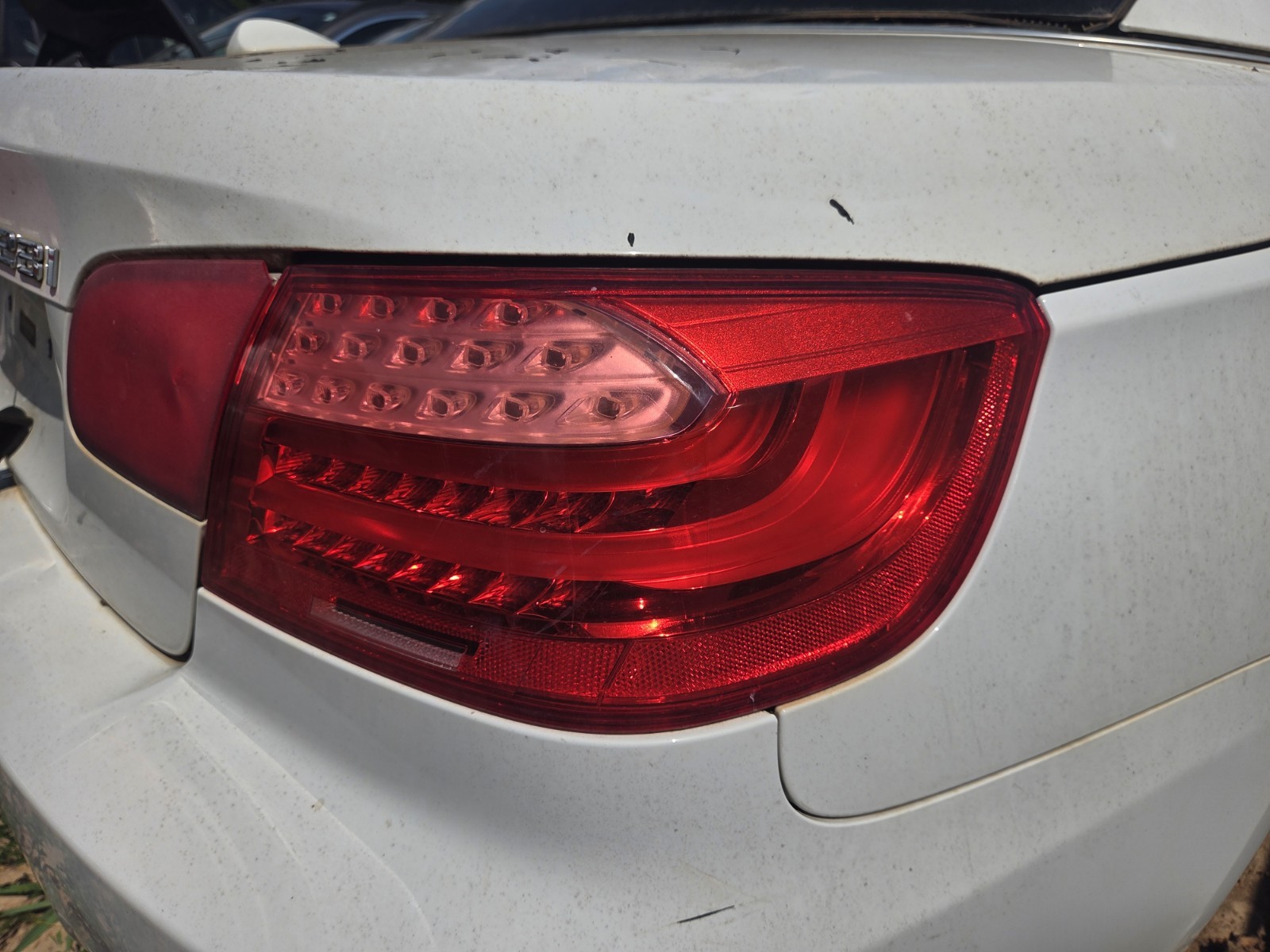 11-13 BMW 328i 335i E93 Convertible Only Passenger Right OEM Tailight Taillamp 11-13 BMW 328i 335i E93 Convertible Only Passenger Right OEM Tailight Taillamp