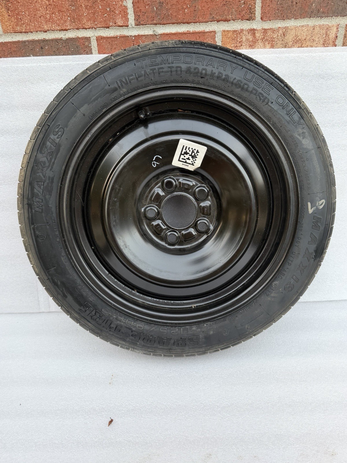 COMPACT SPARE TIRE 125/80R16 FITS:2012-2022 FORD FOCUS COMPACT SPARE TIRE 125/80R16 FITS:2012-2022 FORD FOCUS