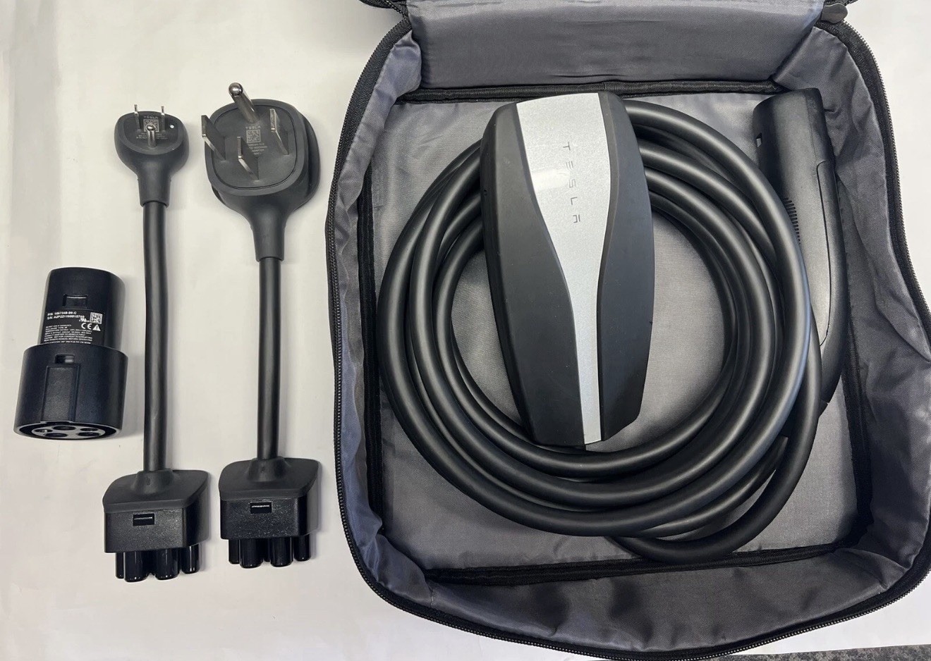 Tesla Charger Level 1/2 16A, 25ft Extension Cable, Dual Voltage 240V, NEMA 6 Tesla Charger Level 1/2 16A, 25ft Extension Cable, Dual Voltage 240V, NEMA 6