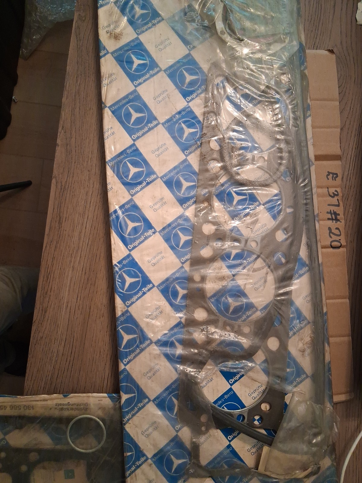 NOS Mercedes Part # 1805866490 NOS Mercedes Part # 1805866490