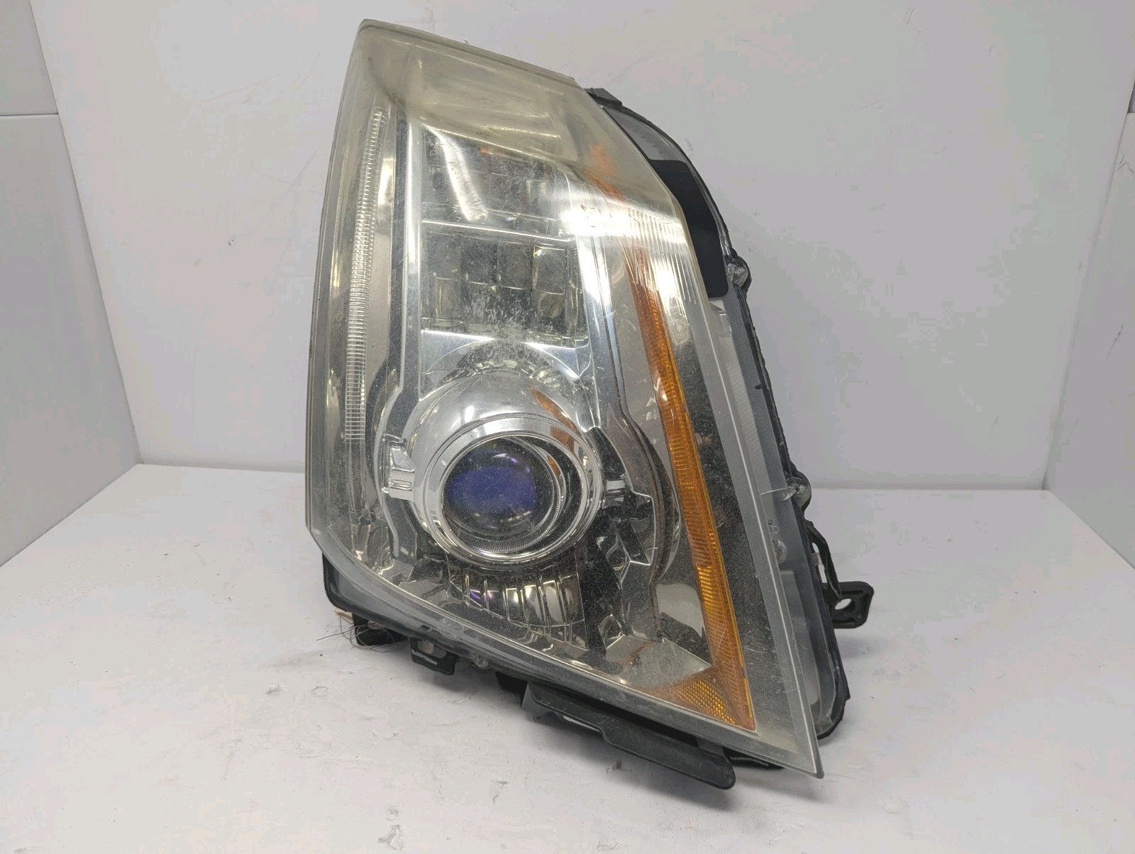 2008 - 2014 Cadillac CTS Right RH Passenger Xenon HID AFS Headlight OEM 2008 - 2014 Cadillac CTS Right RH Passenger Xenon HID AFS Headlight OEM