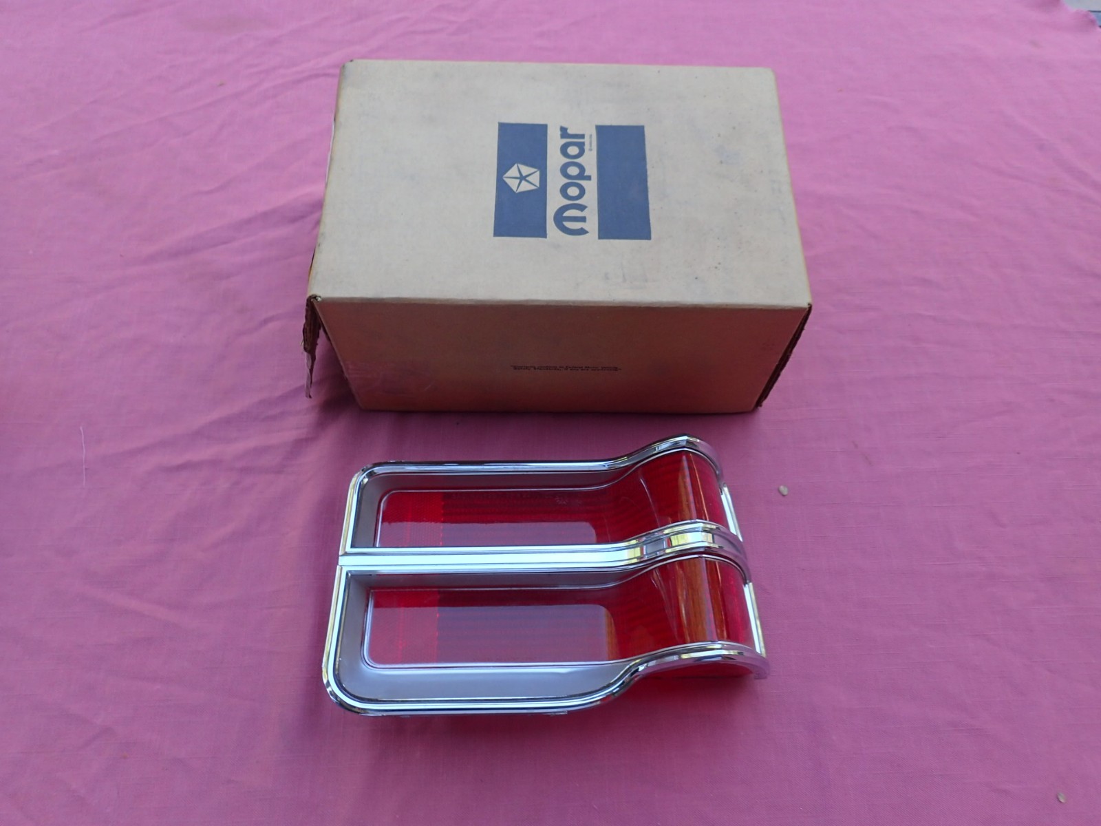 1975-76 Dodge Charger tail light assembly, RH, NOS  3798034