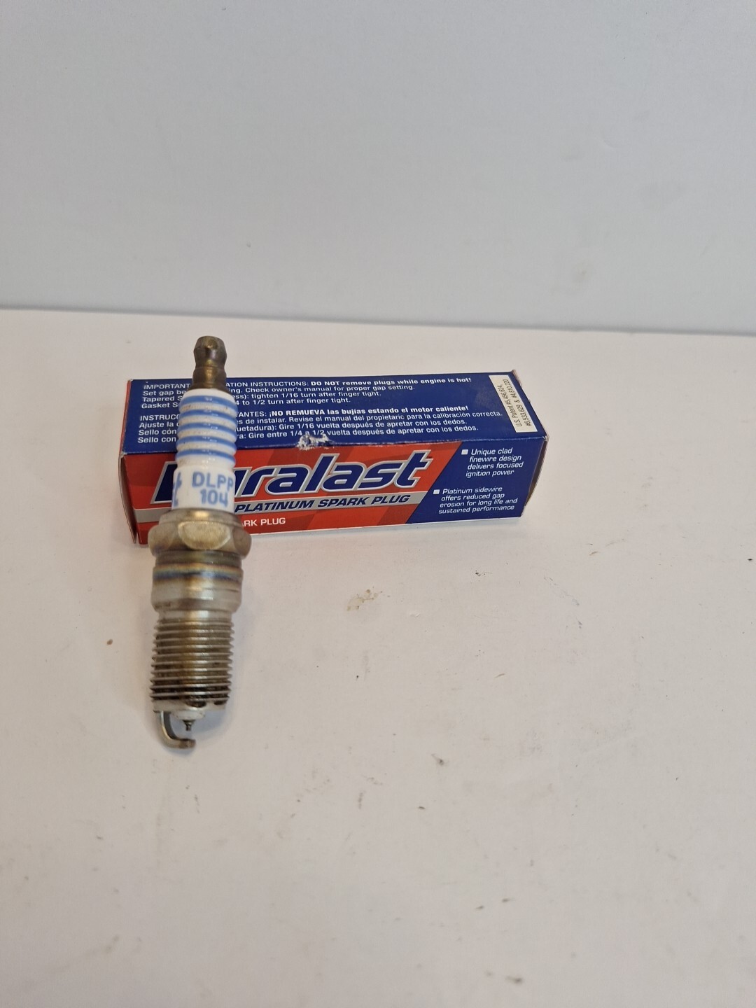 2 x Duralast Double PLATINUM Spark Plugs DLPP 104