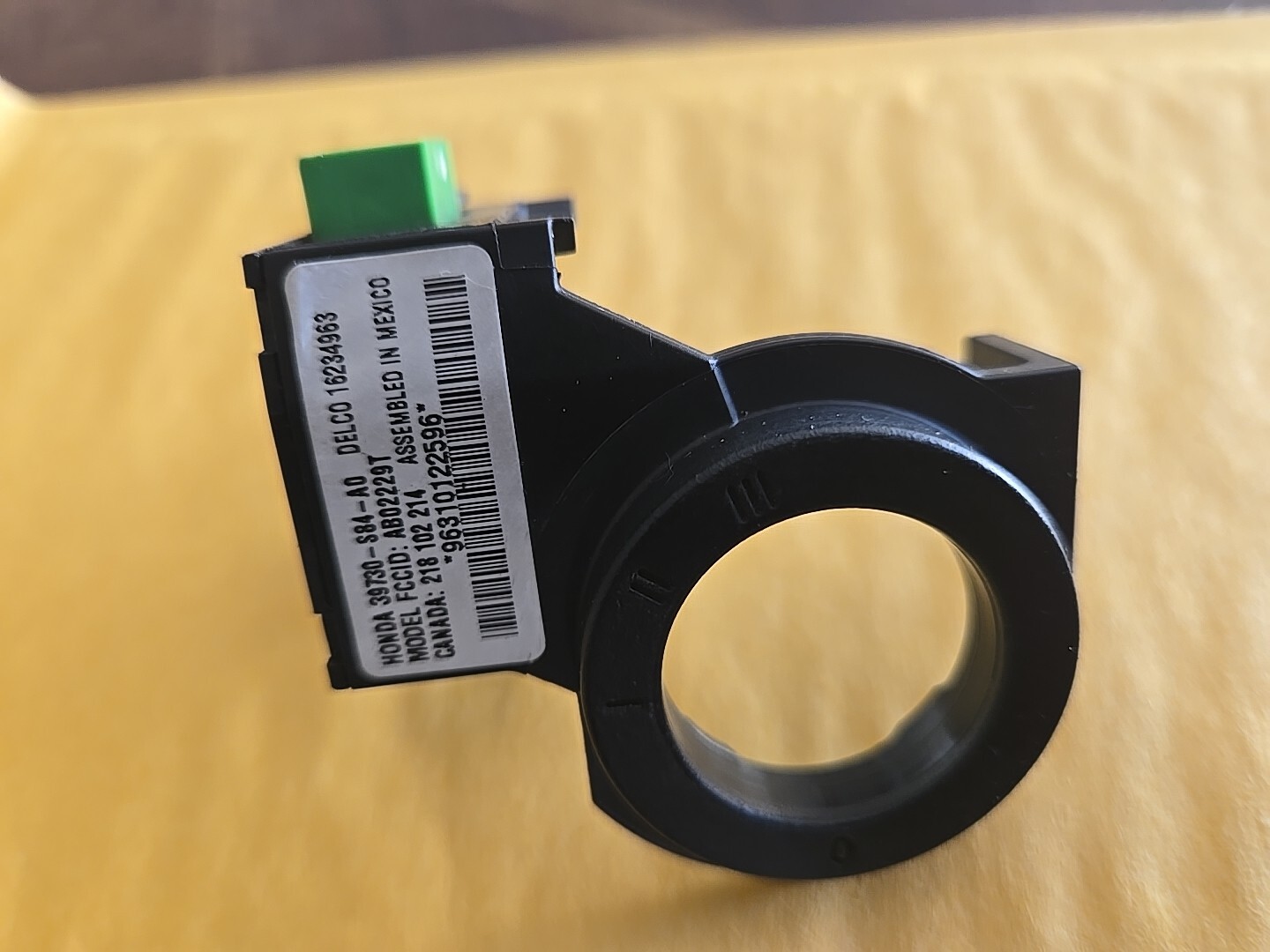 98 99 00 01 02 Honda Accord Ignition Immobilizer Oem# 39730-S84 98 99 00 01 02 Honda Accord Ignition Immobilizer Oem# 39730-S84