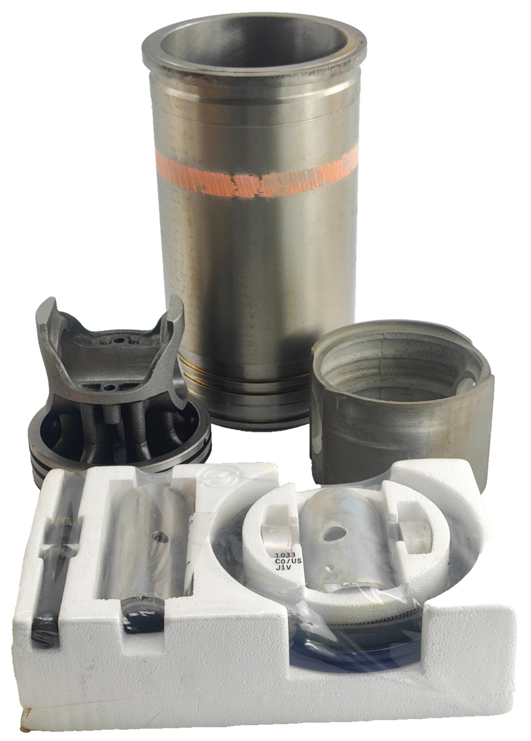 NEW OEM DETROIT DIESEL R23532555 REMAN CYLINDER KIT NEW OEM DETROIT DIESEL R23532555 REMAN CYLINDER KIT