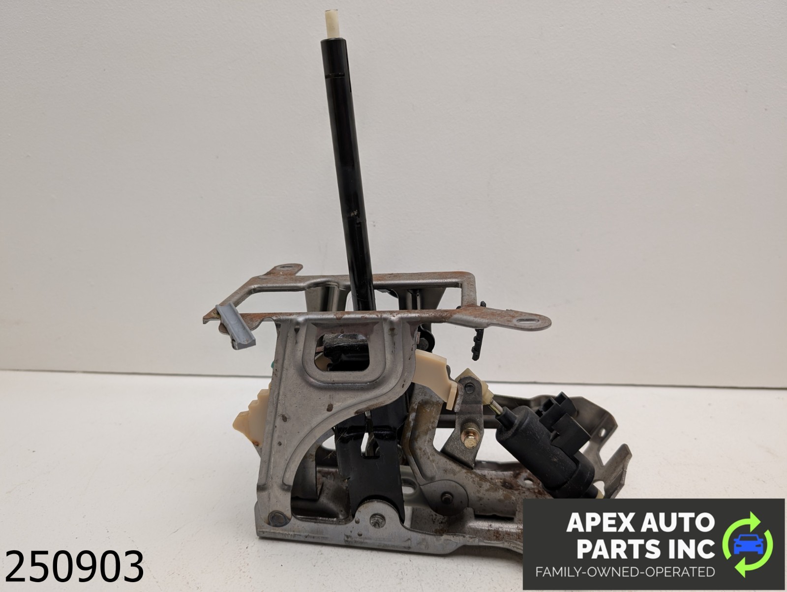 OEM 1992-2002 Cadillac Eldorado 4.6L Automatic Floor Shifter Assembly OEM 1992-2002 Cadillac Eldorado 4.6L Automatic Floor Shifter Assembly