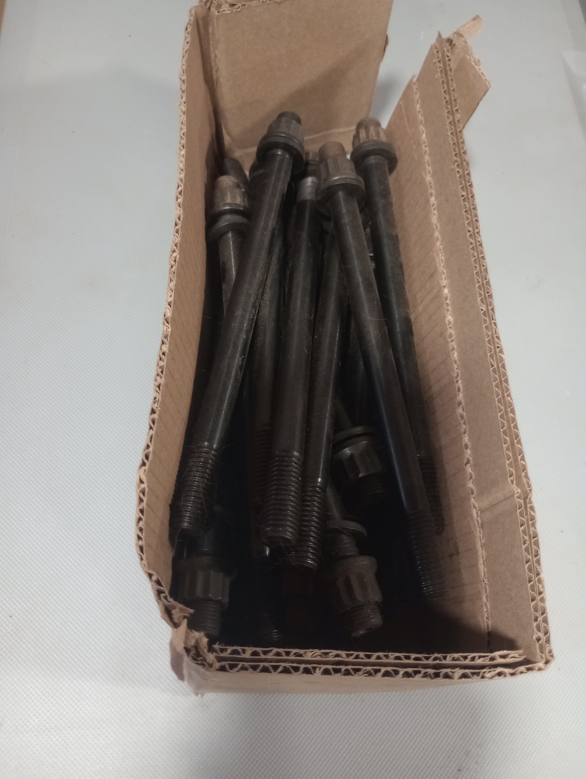 6.0 PSD VT365 - ARP Head Studs Full Set - International - V8 Diesel 6.0 PSD VT365 - ARP Head Studs Full Set - International - V8 Diesel