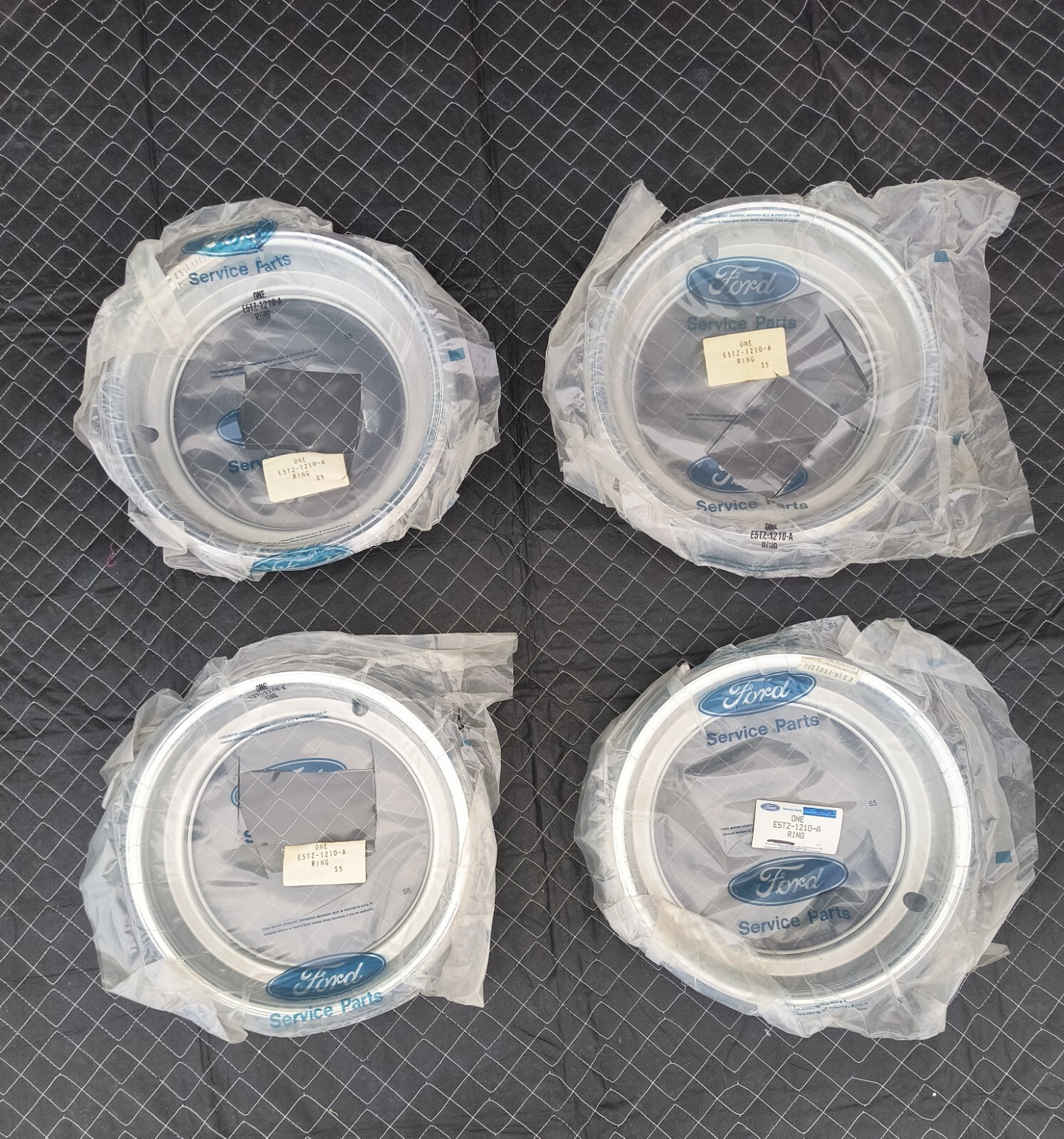 80-86 Ford F-250/350 Genuine Ford Wheel Trim Ring Set 4 E5TZ-1210-A NOS 80-86 Ford F-250/350 Genuine Ford Wheel Trim Ring Set 4 E5TZ-1210-A NOS