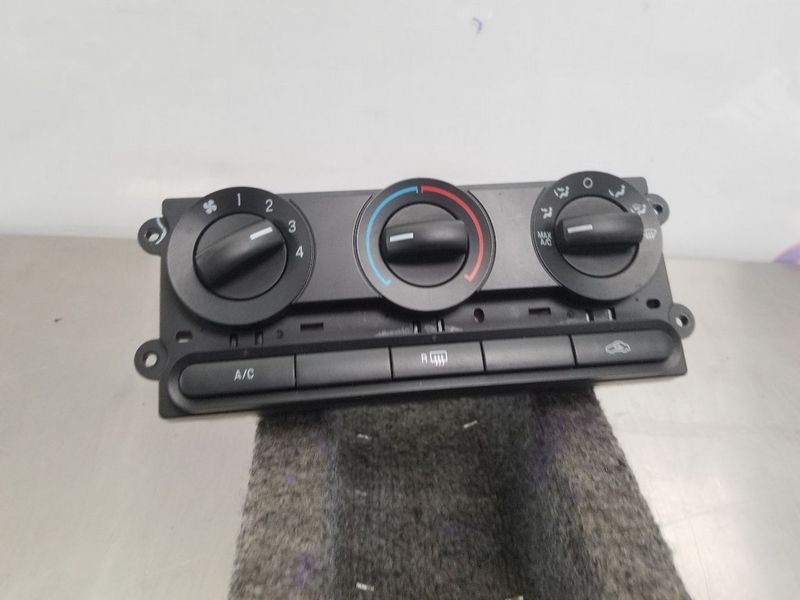 2005-2009 Ford Mustang  AC Heater Temperature Climate Control OEM
