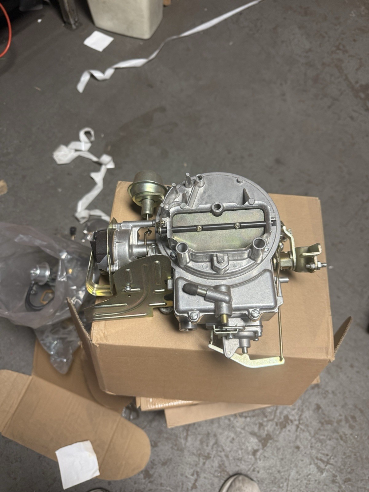 Carburetor Two 2 Barrel Carburetor Carb 2100 For Ford 289 302 351 Return As Is