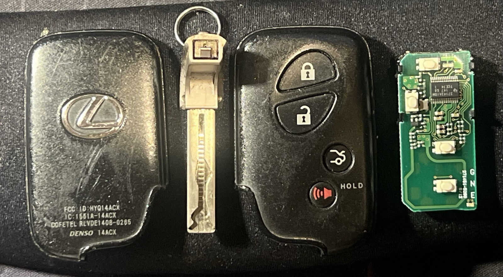 OEM Lexus Smart Key Fob HYQ14ACX. GNE 5290. 4-Button LS460 , LS600h , and HS250h OEM Lexus Smart Key Fob HYQ14ACX. GNE 5290. 4-Button LS460 , LS600h , and HS250h
