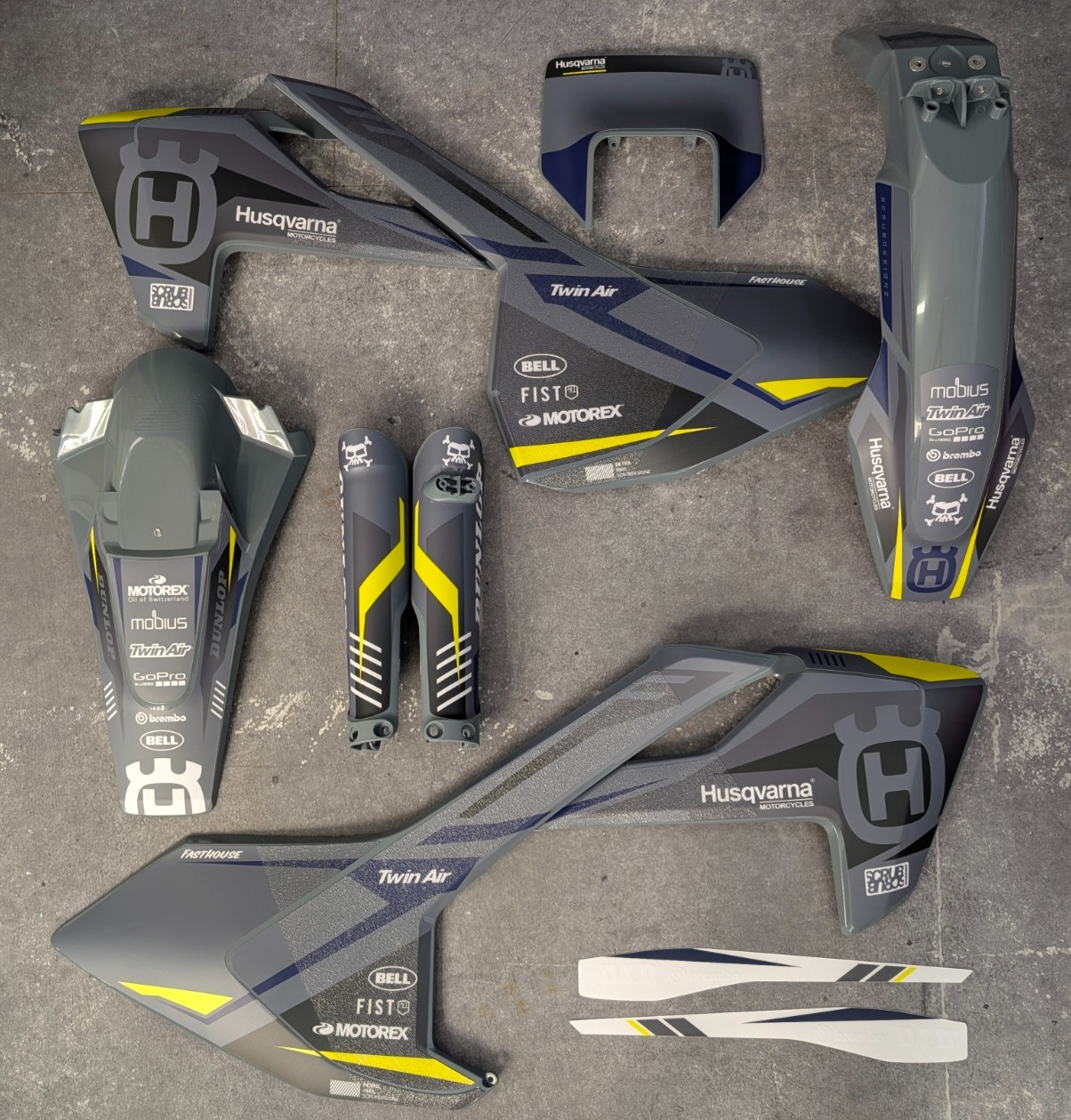 Plastics + Graphics Husqvarna TE FE 2017 2018 2019 Matte Grip