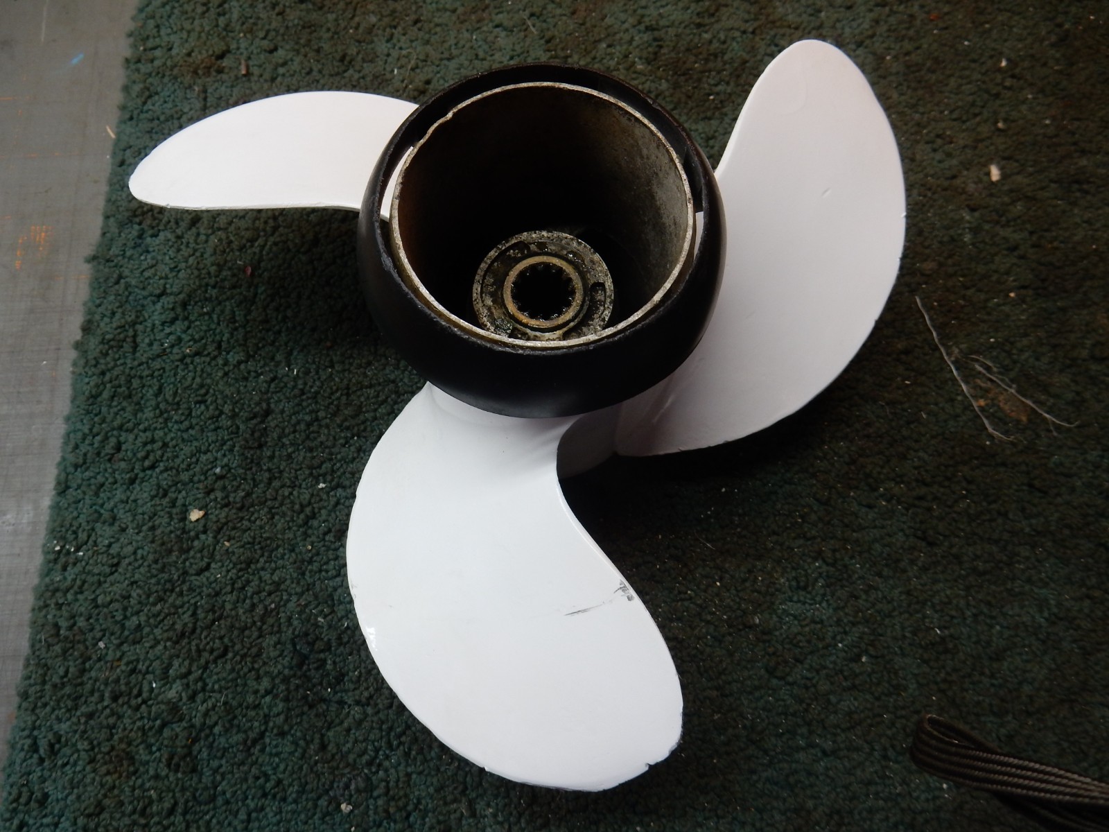 Price drop Evinrude , Johnson Propeller for 9.9, 15 hp 9.5 X 10 pitch