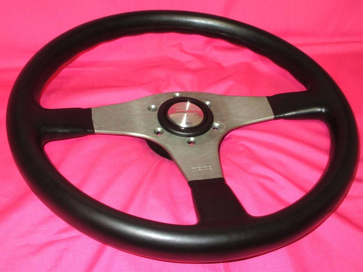 Mint MOMO Modena 350mm Steering Wheel Black Leather Gunmetal Spokes Horn Button