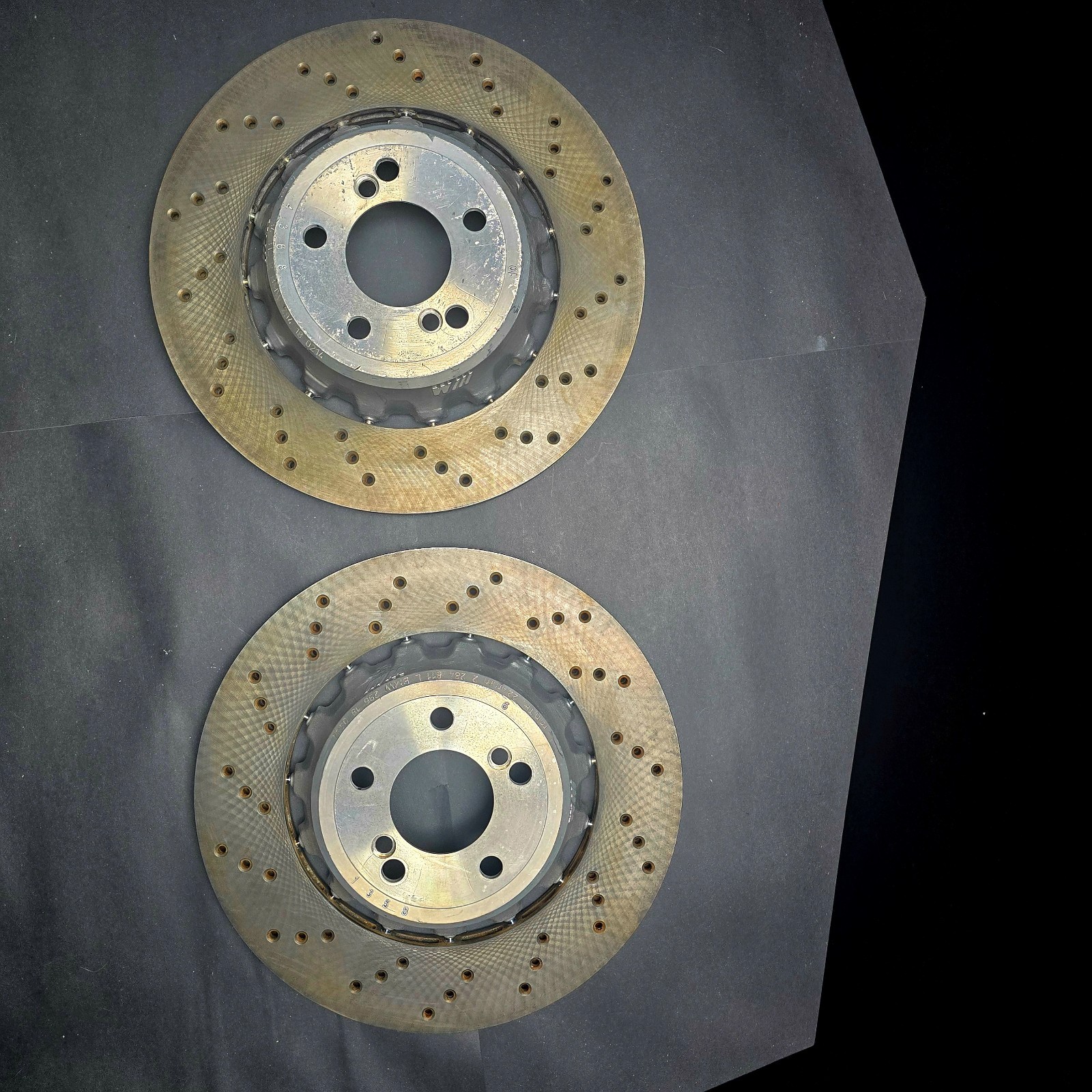 OEM BMW Rear Drilled Brake Rotors – 296×18mm – E90 E92 328i 330i OEM BMW Rear Drilled Brake Rotors – 296×18mm – E90 E92 328i 330i