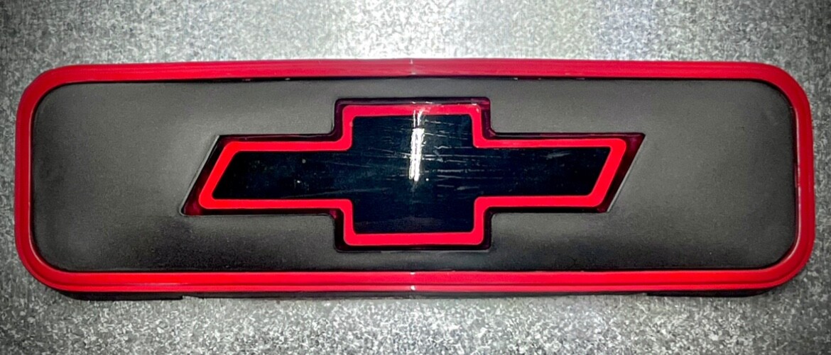 🔥94-98 Mexican 400ss Cheyenne Grill Emblem Black and Red color NEW C1500/c2500