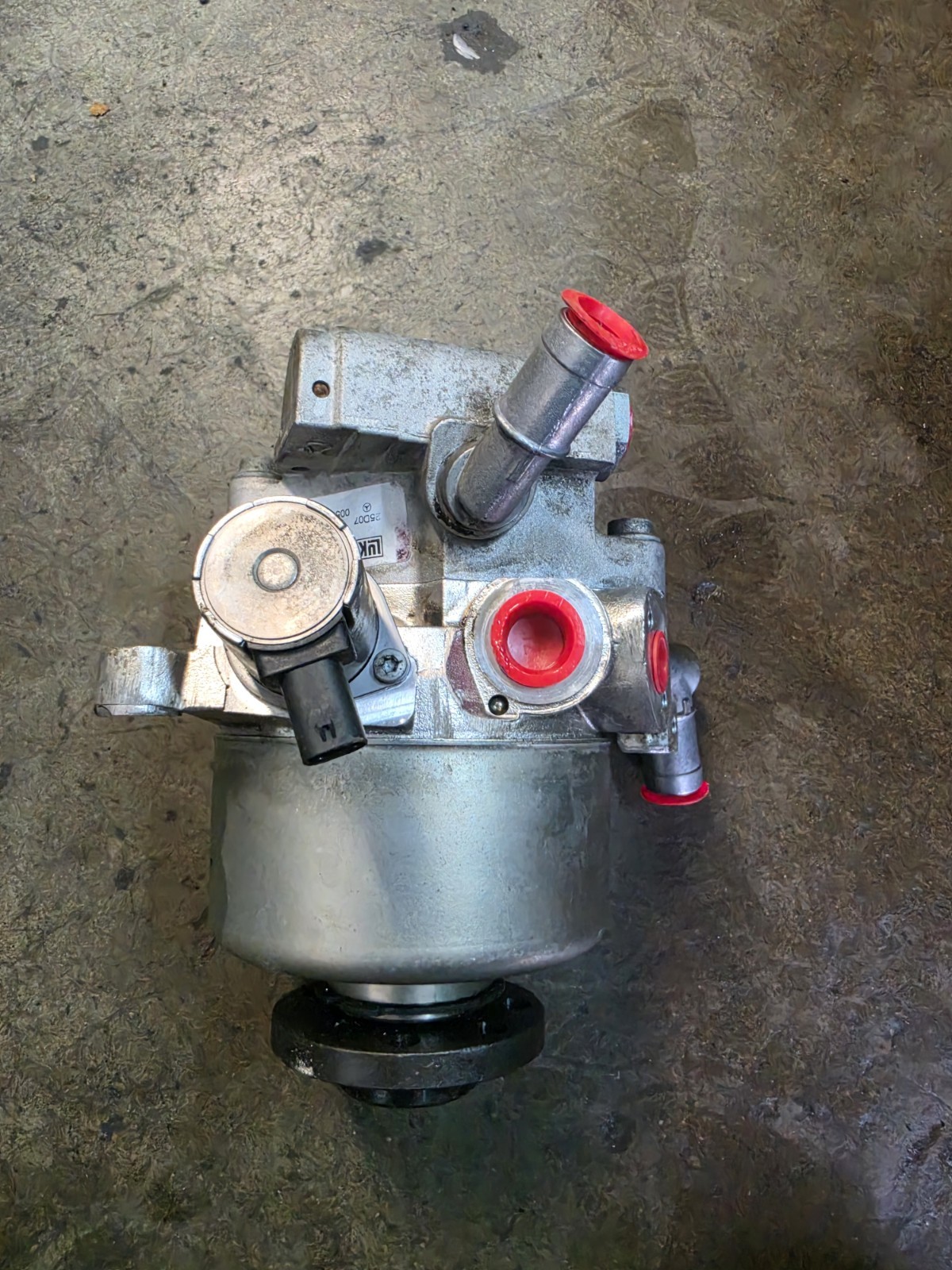 07-12 Mercedes SL550 S63 R320 Power Steering ABC  Suspension Pump