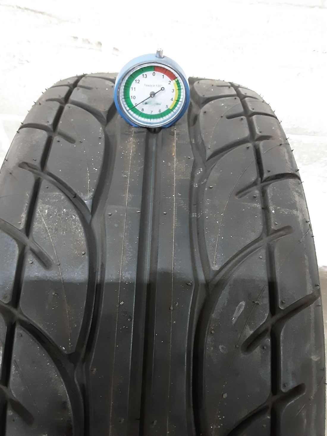 1x P225/45R17 Yokohama Advan Neova AD07 9/32 91 W Used Tire 2254517