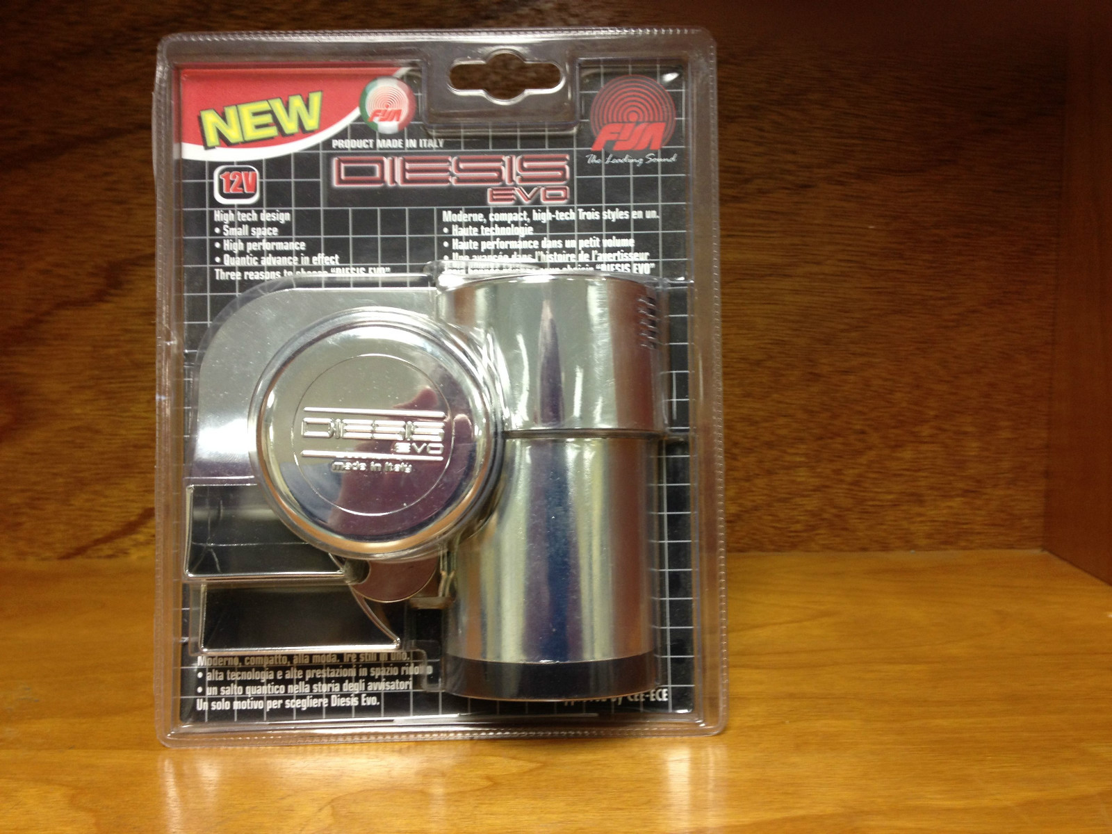 FISA CHROME DIESIS EVO-LUX 12V COMPACT HI PERFORM MOTOR BIKE AIR-HORN FDE2CHROME FISA CHROME DIESIS EVO-LUX 12V COMPACT HI PERFORM MOTOR BIKE AIR-HORN FDE2CHROME