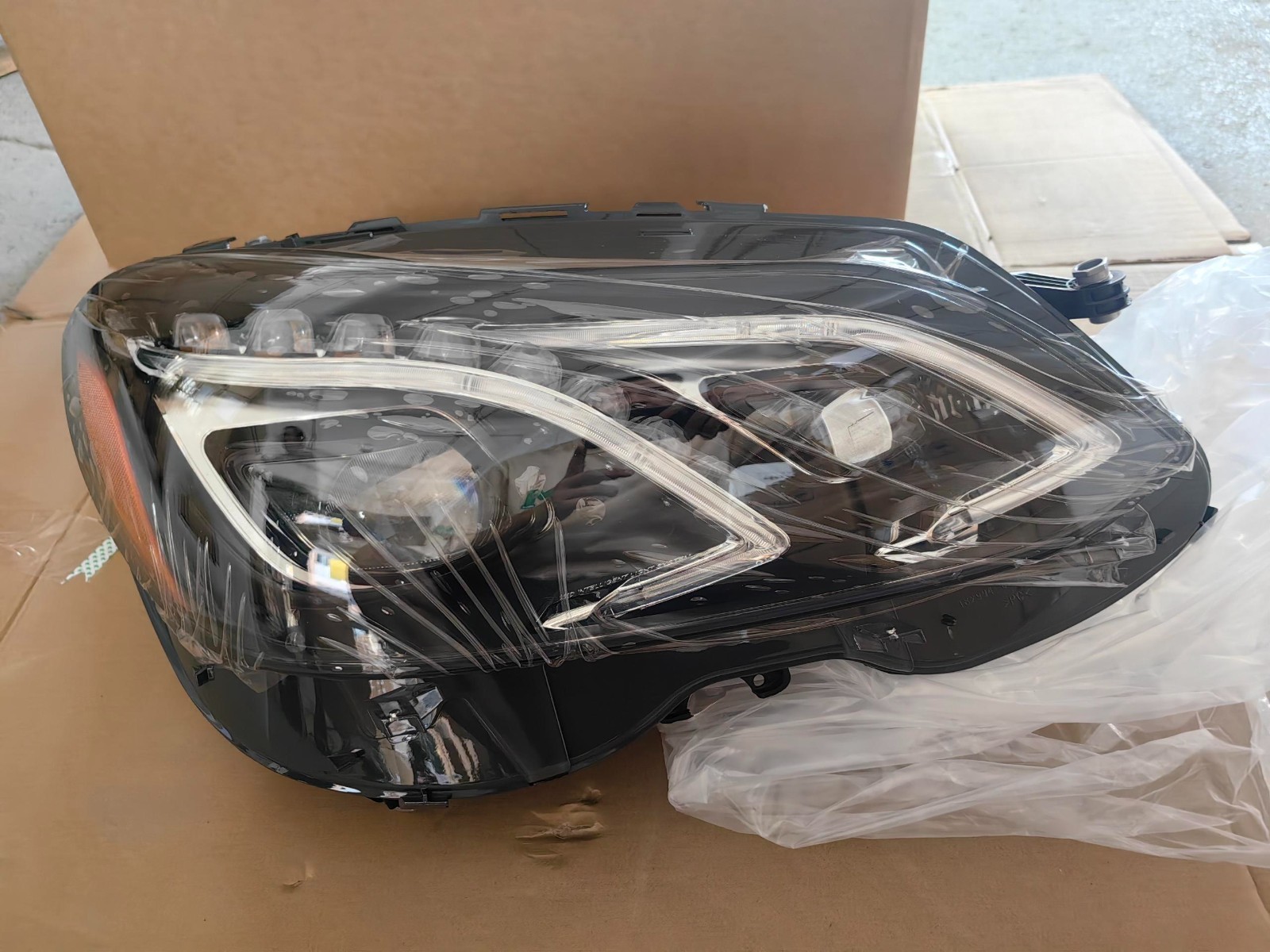 LED Headlight For 2014-2016 Mercedes-Benz E-Class W212 Adaptive Passenger R Side