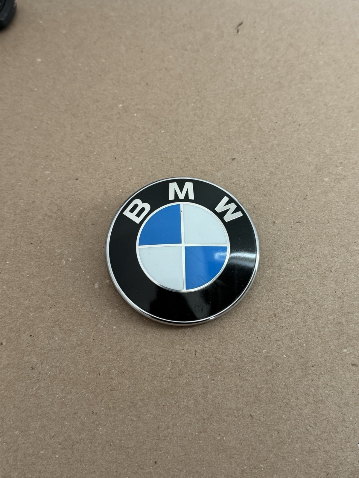 Genuine BMW OEM 82mm Roundel Emblem USED 51148132375 51 14 8 132 375 Genuine BMW OEM 82mm Roundel Emblem USED 51148132375 51 14 8 132 375