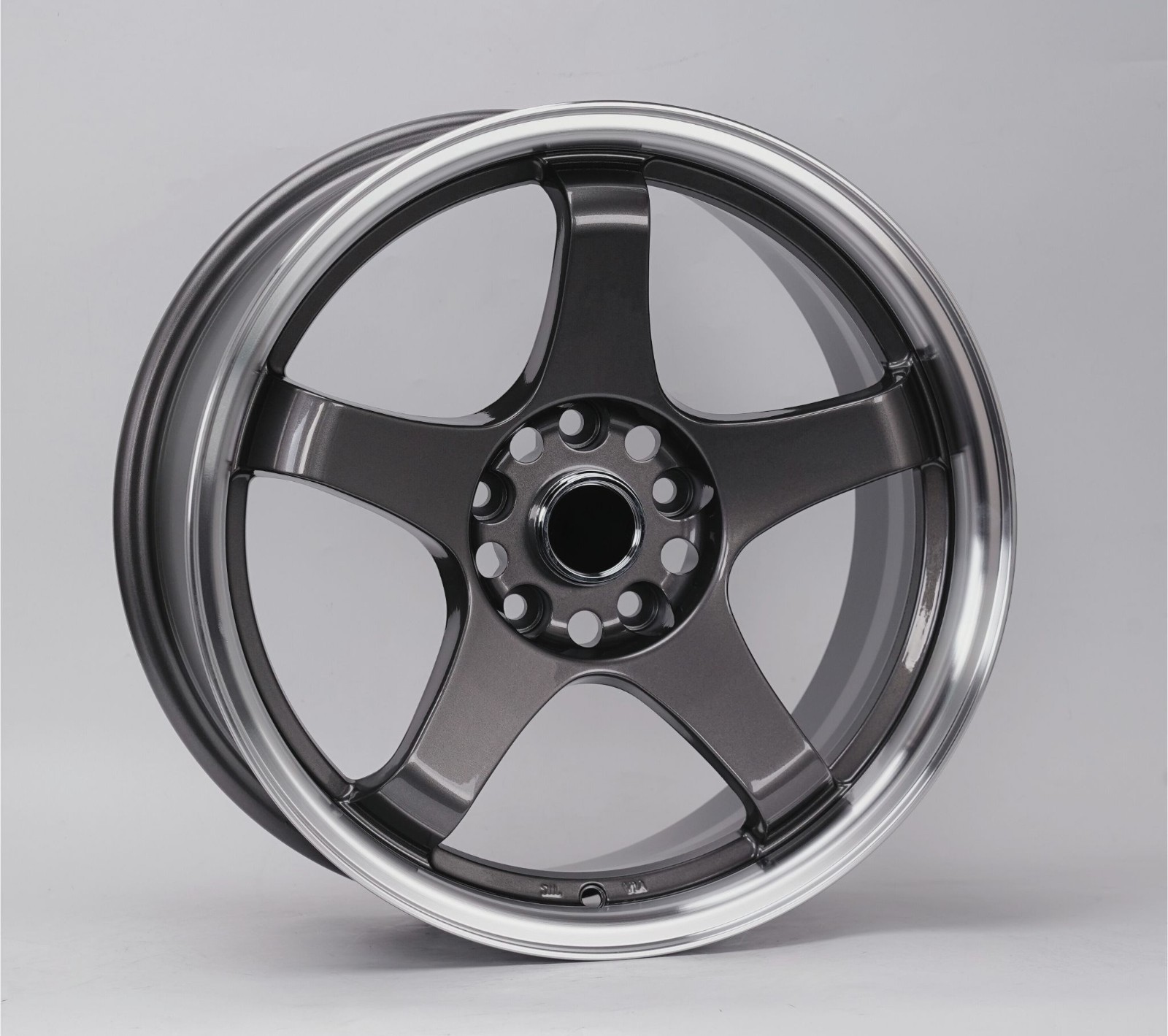 18 X 8.5 Inch Gunmetal Machine Lip Wheel Rim 5x114.3 Wheel ET 25 CB 73.1