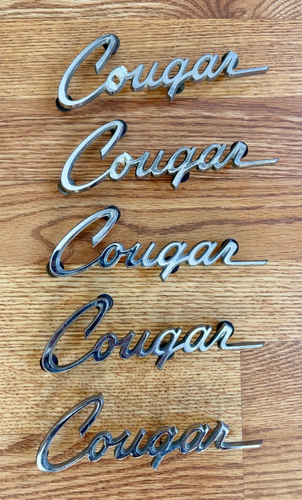 Vintage 1967 1968 Mercury Cougar Quarter Panel Fender Script Emblems Lot of 5 Vintage 1967 1968 Mercury Cougar Quarter Panel Fender Script Emblems Lot of 5