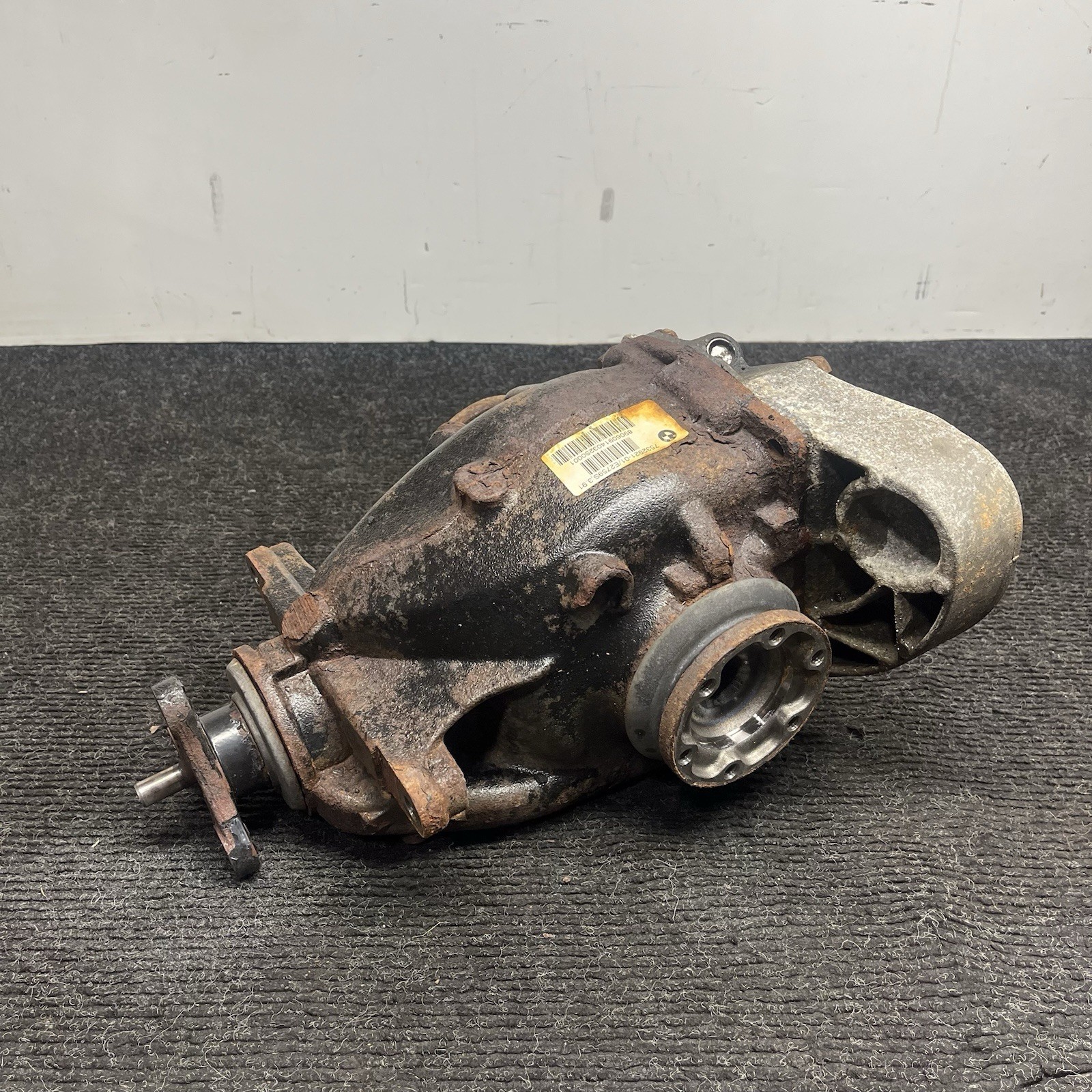 ☑️ 06-13 OEM BMW E90 E92 328 AWD N52 AT Rear Differential Axle Carrier 3.91 ☑️ 06-13 OEM BMW E90 E92 328 AWD N52 AT Rear Differential Axle Carrier 3.91