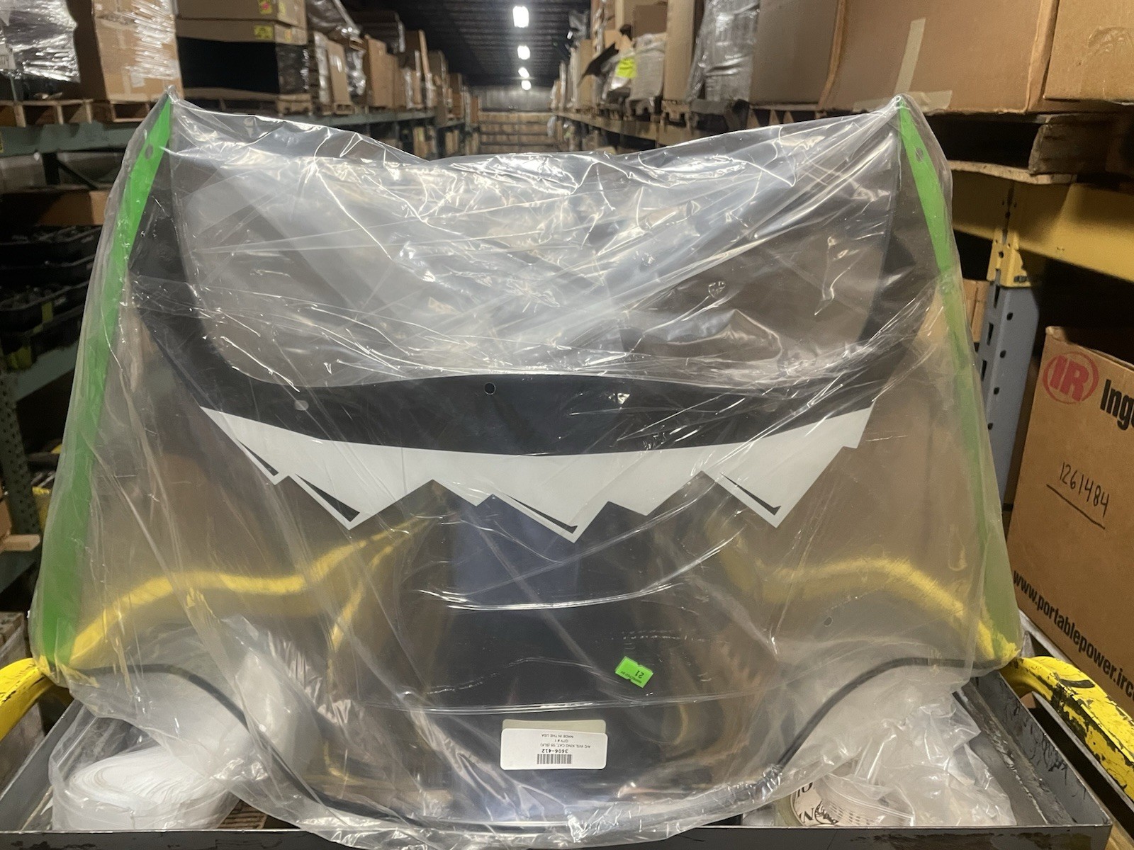 New Arctic Cat WINDSHIELD,FORMED-05 KING CAT (BLK) 3606-412 New Arctic Cat WINDSHIELD,FORMED-05 KING CAT (BLK) 3606-412