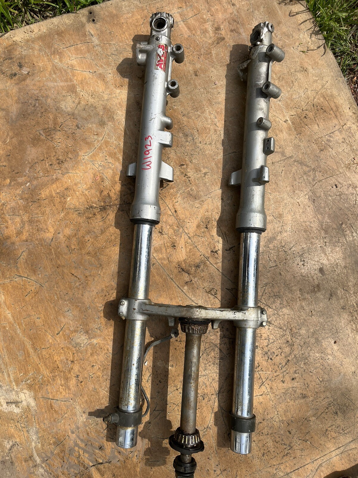 1986 Kawasaki ZX 1000 GPZ Front Forks Left Right 44001-1628 1986 Kawasaki ZX 1000 GPZ Front Forks Left Right 44001-1628