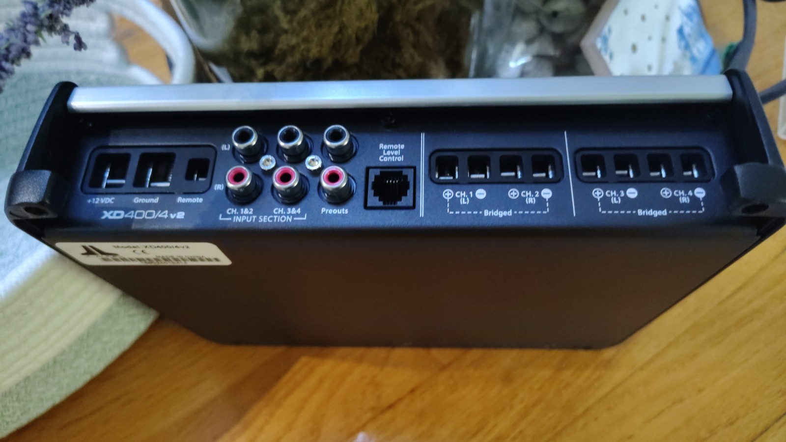 JL Audio XD400/4 v2 XD Series 4 Channel Class D 4x100w Car Amplifier 400w RMS JL Audio XD400/4 v2 XD Series 4 Channel Class D 4x100w Car Amplifier 400w RMS