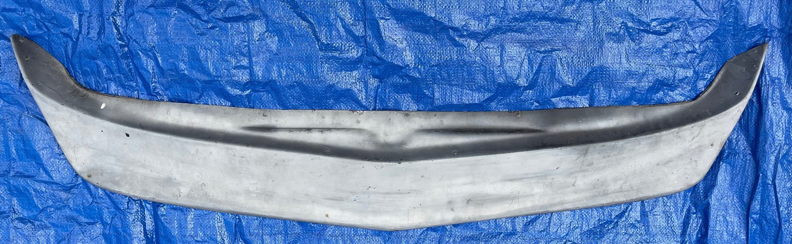 OEM Front Spoiler / Lip for Datsun 240Z 260Z Fairlady Z NOS OEM Front Spoiler / Lip for Datsun 240Z 260Z Fairlady Z NOS