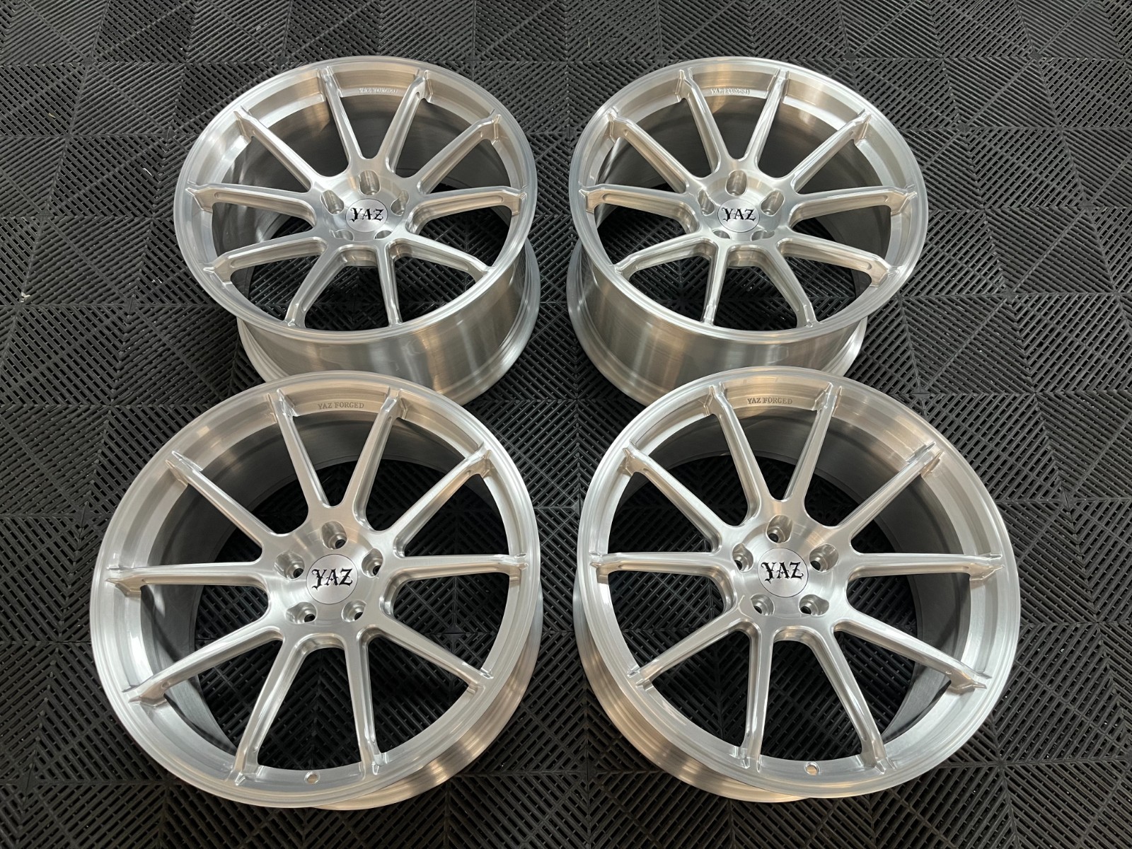 Suitable for JDM BMW VW 19x8.5J ET25-35 yazforged wheels Suitable for JDM BMW VW 19x8.5J ET25-35 yazforged wheels