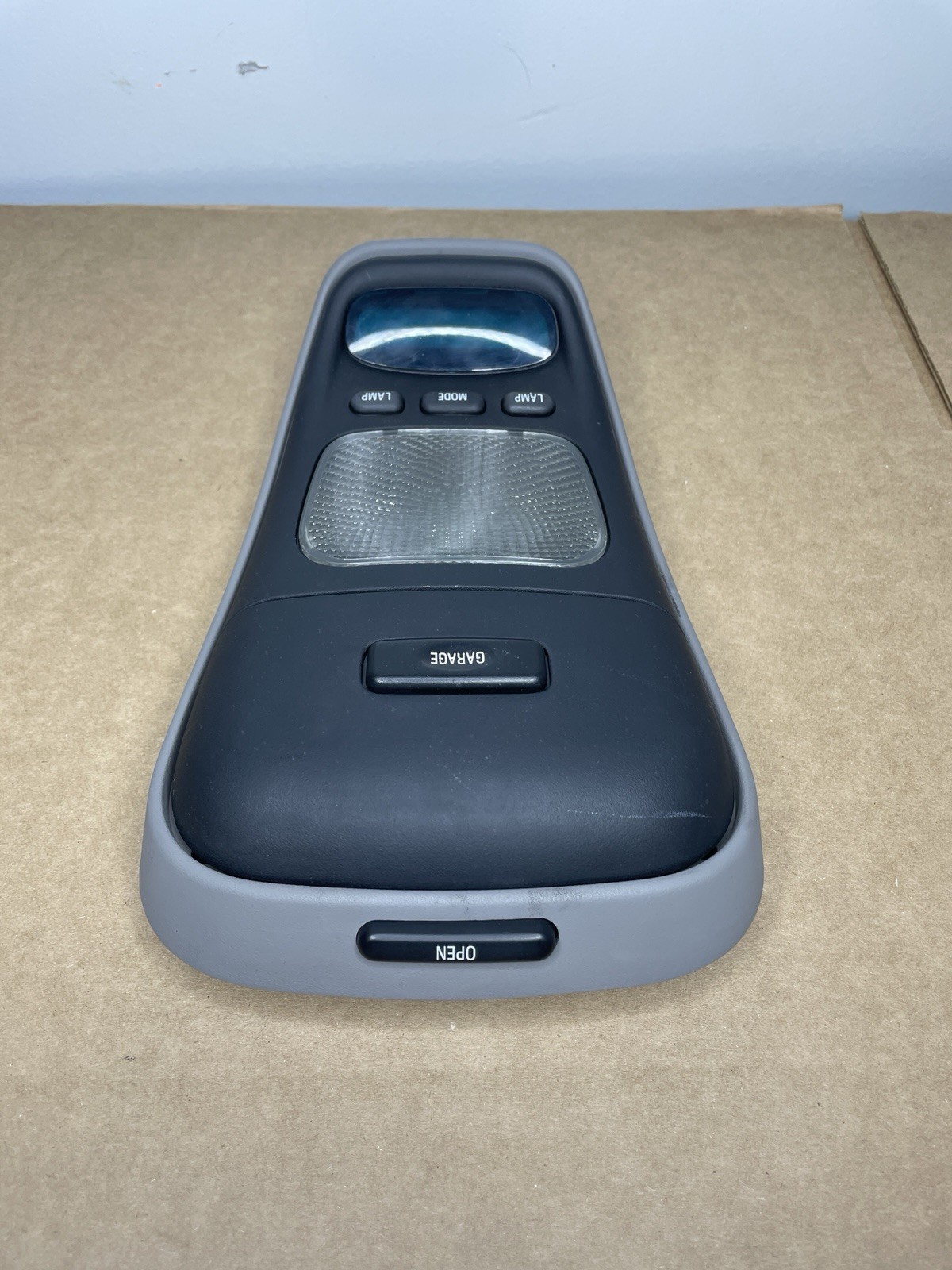 95-01 Ford Explorer Mountaineer Overhead Console Dome Map Light Display OEM 95-01 Ford Explorer Mountaineer Overhead Console Dome Map Light Display OEM