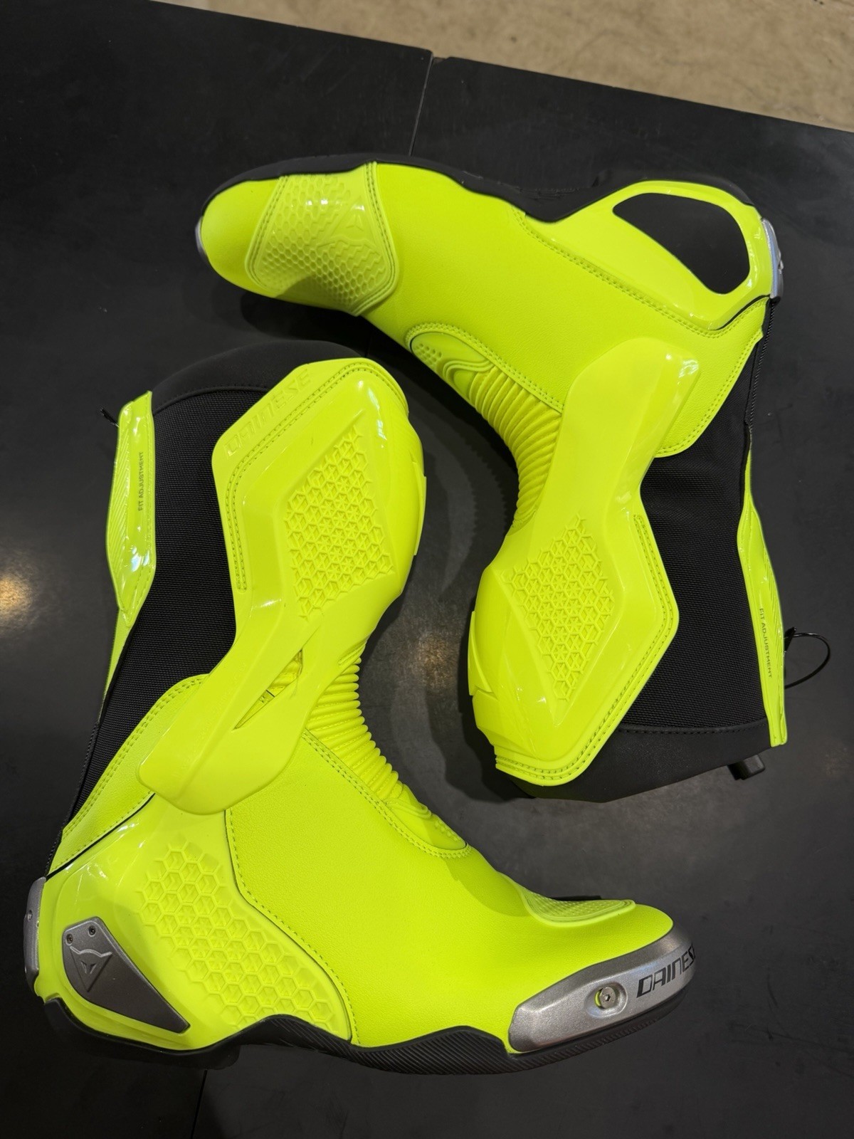 DAINESE TORQUE 4 MEN RACING & ROAD BOOTS EU 45 -US 11.5- YELLOW - FLUO/BLACK