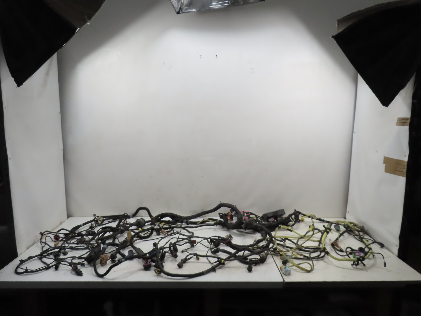 06 Lamborghini Gallardo #1310 Wire, Wiring Main Body Harness & Plug Loom 4089711 06 Lamborghini Gallardo #1310 Wire, Wiring Main Body Harness & Plug Loom 4089711
