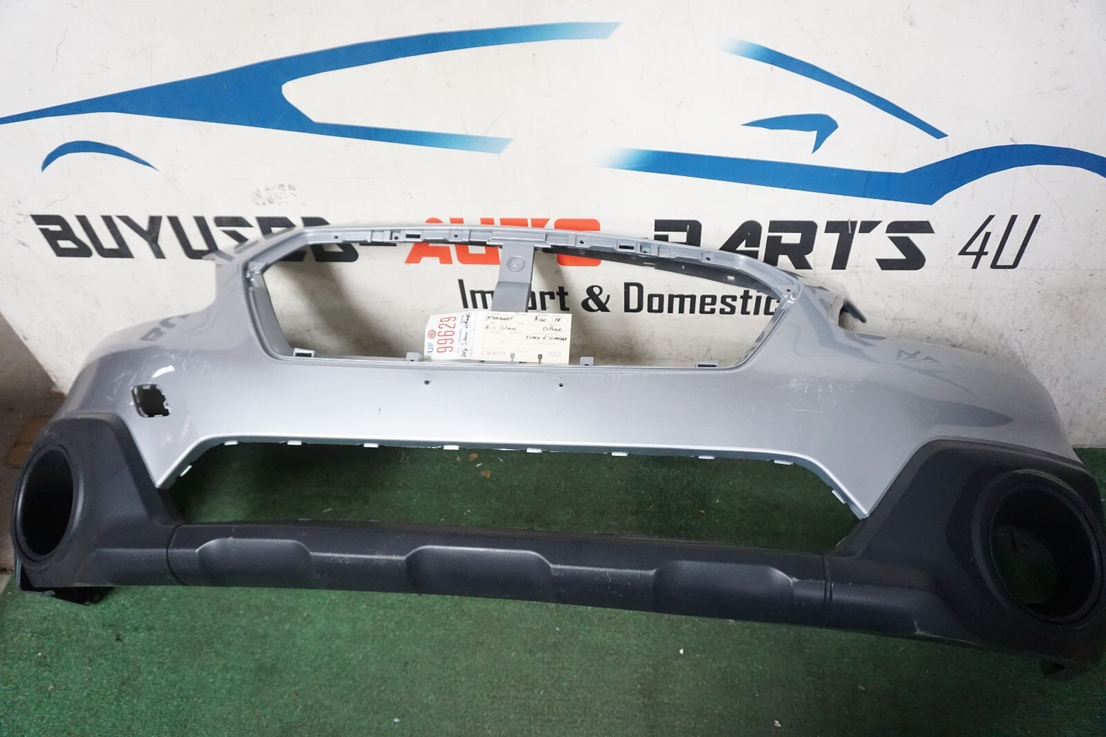 W/ CRACK aftermarket 2015-2017 SUBARU OUTBACK FRONT BUMPER COVER ONLY UF99629