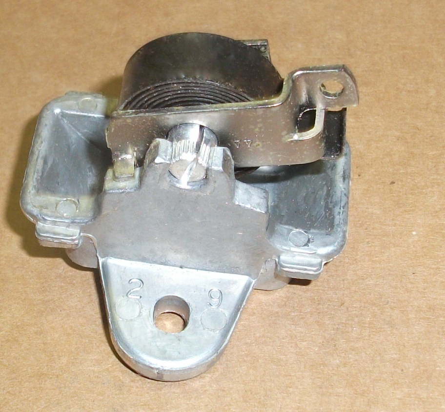 New 1971 Pontiac Firebird 400-455 A/T  4 bbl carb choke thermostat GM #482128