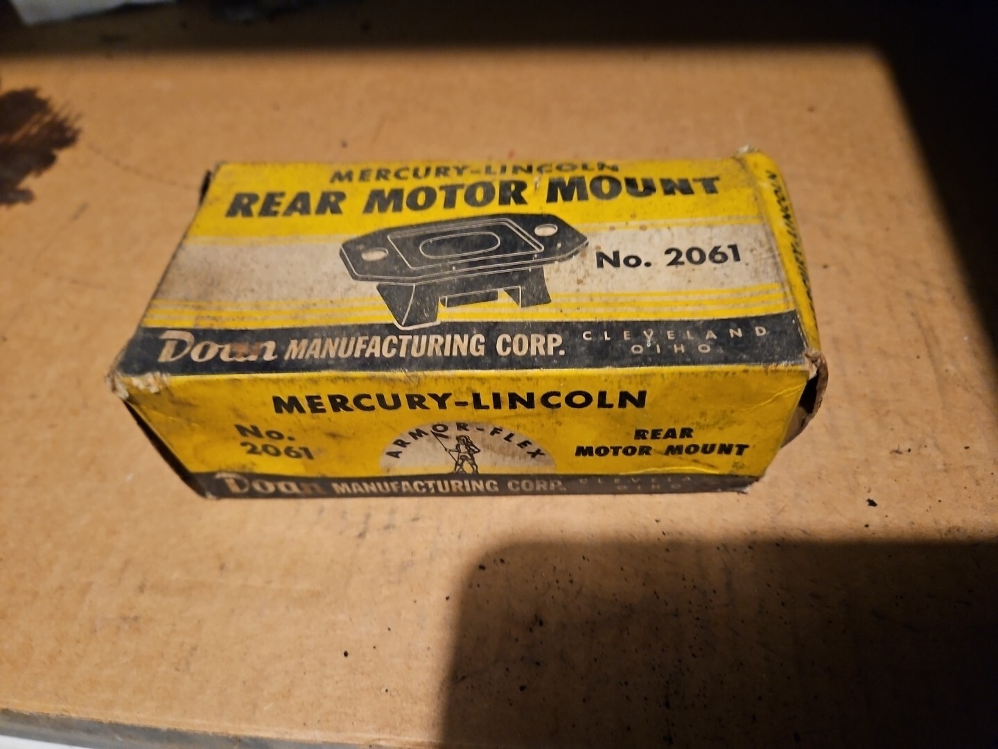 NORS DOAN 2061 Rear Motor Mount For 49-50 Merc/Lincoln w/ Standard Trans NORS DOAN 2061 Rear Motor Mount For 49-50 Merc/Lincoln w/ Standard Trans